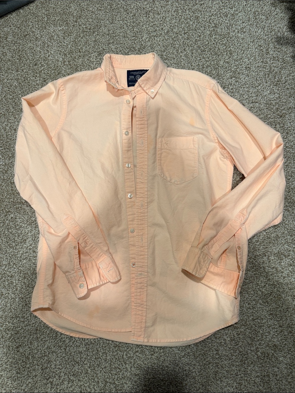 American Eagle Classic Button-Down Shirt in Light Peach